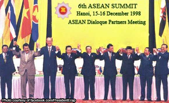 2<sup>nd</sup> Summit Meeting of ASEAN plus Japan, China, and ROK
